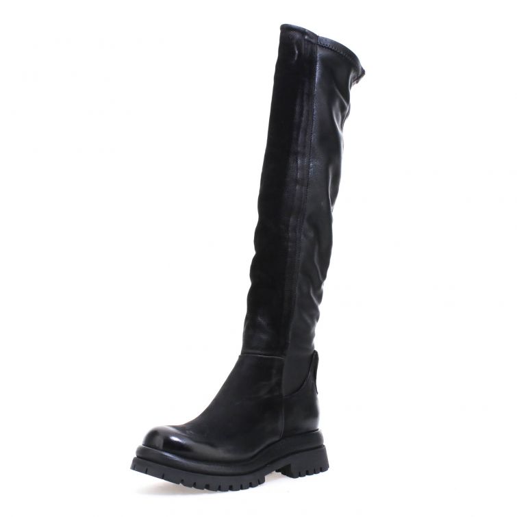 Stivali Desana A.S.98 in pelle nera con suola carrarmato e punta tonda