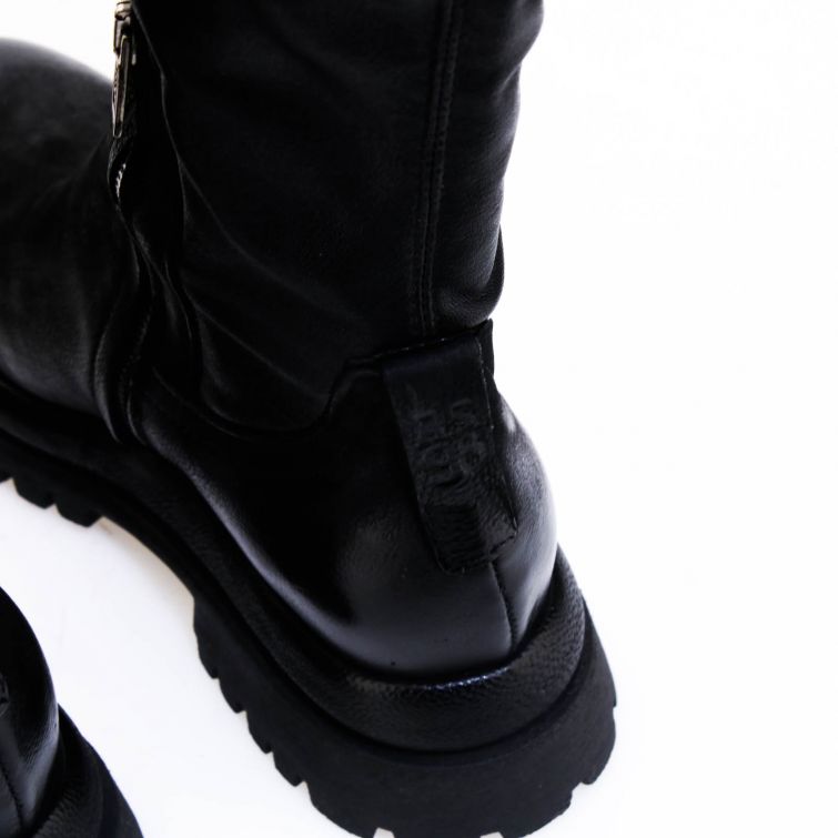 STIVALI DESANA: grinta biker e stile A.S.98 contemporaneo