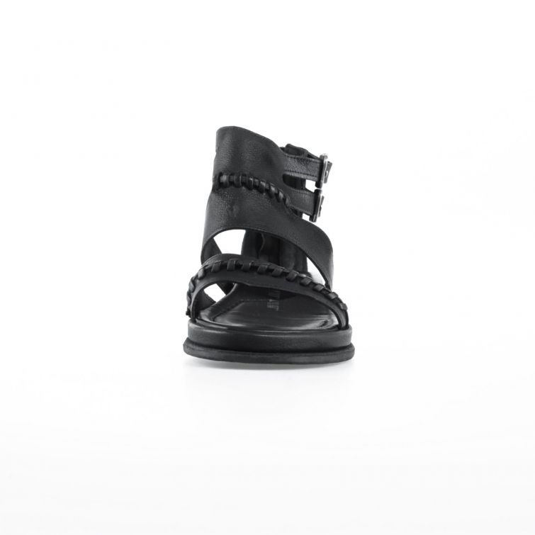 SANDALI SEHRISA A.S.98: stile rock e comfort urbano