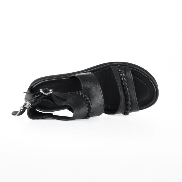 SANDALI SEHRISA A.S.98: stile rock e comfort urbano