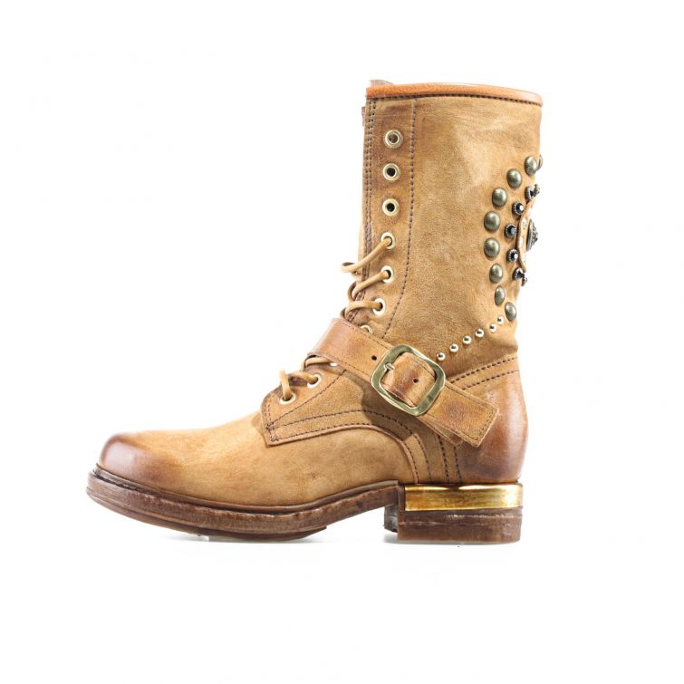 Stivaletti Aeon A.S.98 in pelle cuoio con borchie e fibbia stile biker rock