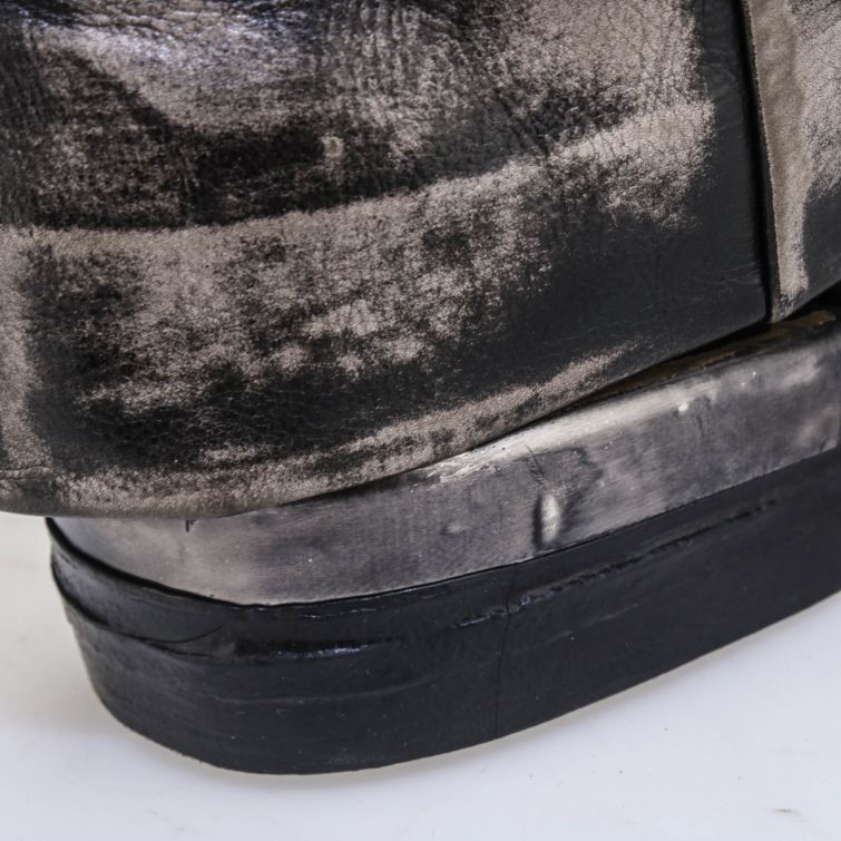 STIVALETTI AMARA: ribellione e stile rock senza tempo