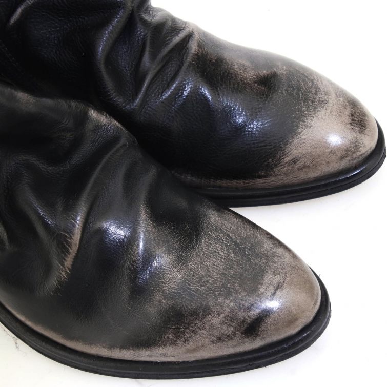 STIVALETTI ROMY: stile post-punk dal fascino ribelle