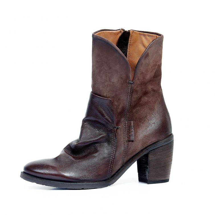 Stivaletti Realm A.S.98 in pelle marrone effetto vissuto con tacco alto