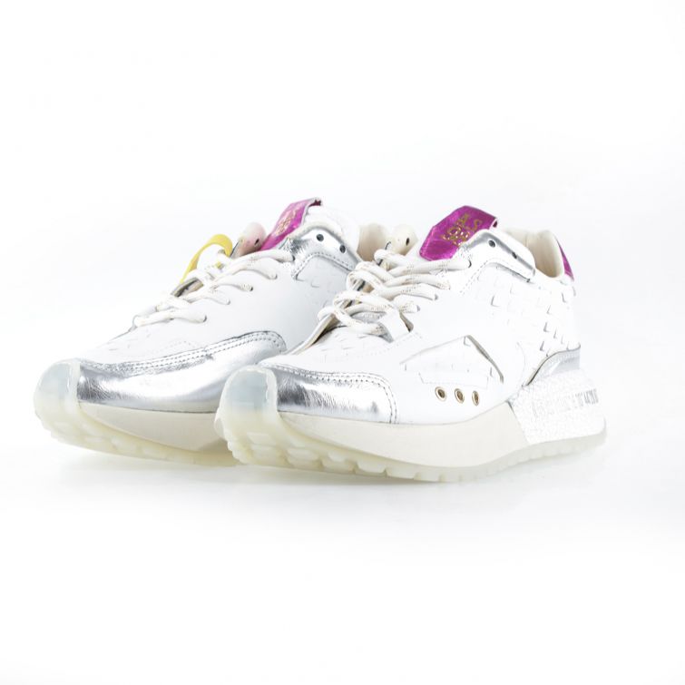 Sneakers Fable A.S.98 bianche con dettagli argento e fucsia e suola ampia design urbano contemporaneo