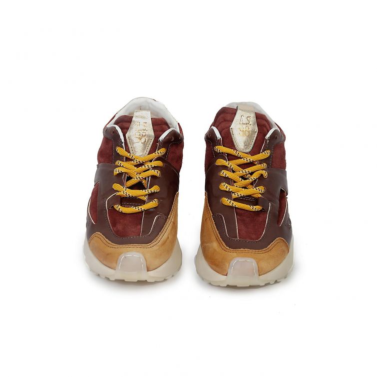 SNEAKERS FAIRFAX A.S.98 – Design audace e stile urban