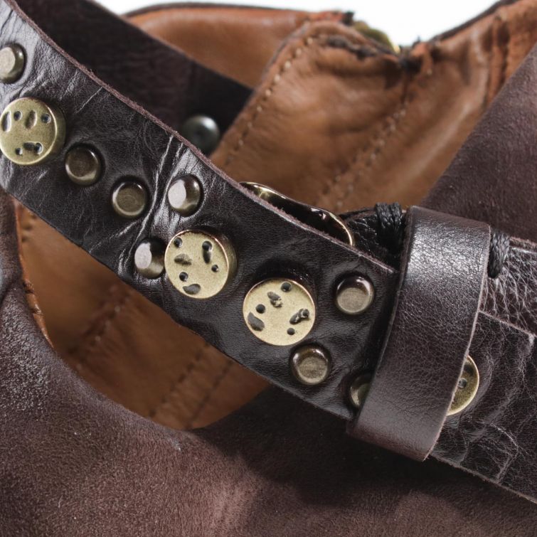 STIVALETTI ISMERA A.S.98 in pelle con borchie stile urban