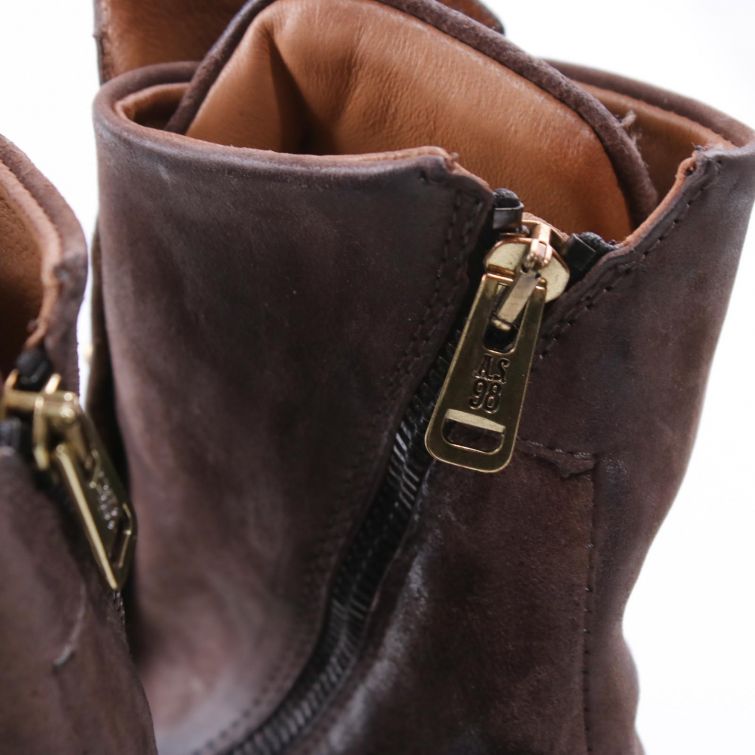 STIVALETTI VEILA A.S.98 in pelle – Femminilità e carattere urbano