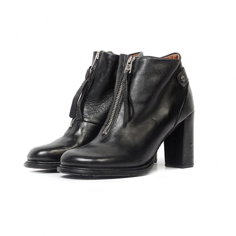 Stivaletti LAGO A.S.98 in pelle nera con tacco alto e zip frontale