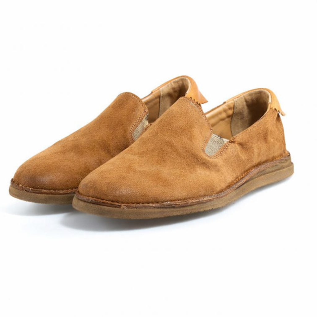 Scarpa uomo ERMAN A.S.98 slip-on in pelle scamosciata color cuoio, suola bassa leggera e design minimal contemporaneo